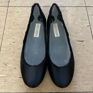 Steve Madden Black Flats Size 6